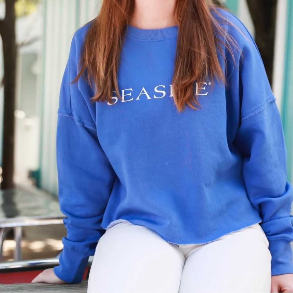 Seaside Blue vintage Sweatshirt !!
